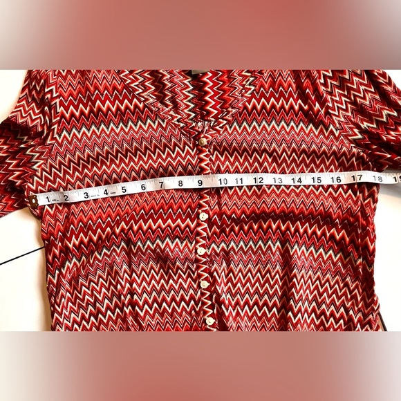 Lucky Brand Live in Love Women’s Chevron Patterned Red Blouse Size Small - Picture 6 of 12